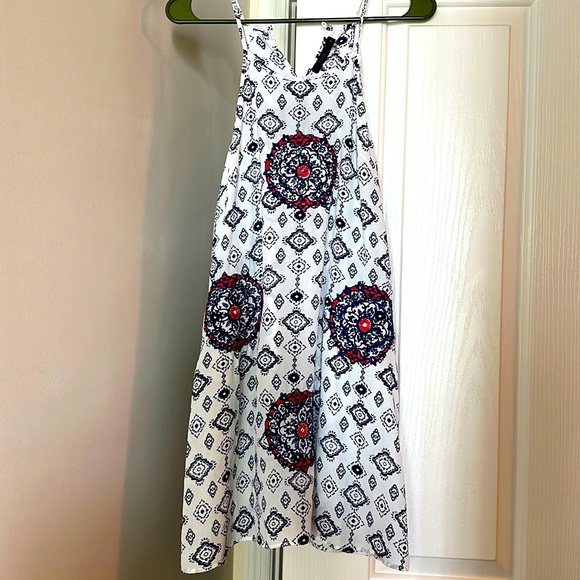 Sundress - Picture 1 of 3